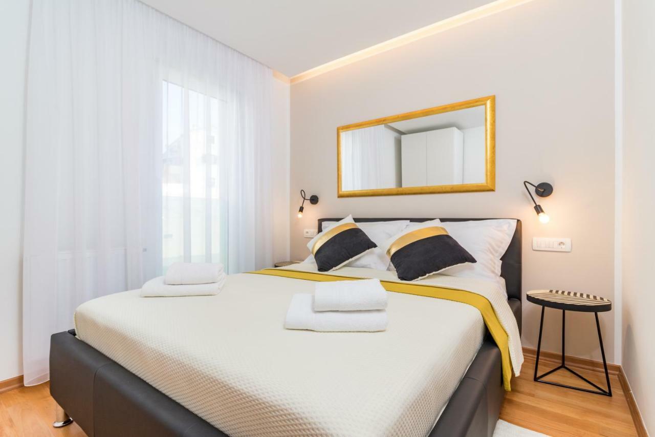 Monte Paradiso Deluxe Apartment Pula Luaran gambar